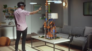 HoloLens玩游戏体验，作控制识别率有待提升